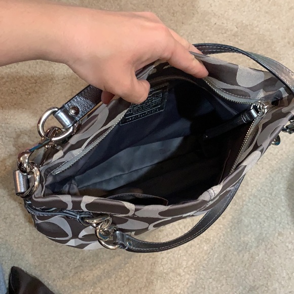 Coach purse - Picture 2 of 3